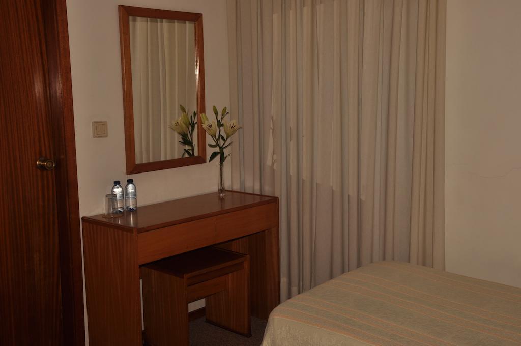 Residencial D. Joao III Ξενοδοχείο Πόντα Ντελγκάντα Εξωτερικό φωτογραφία